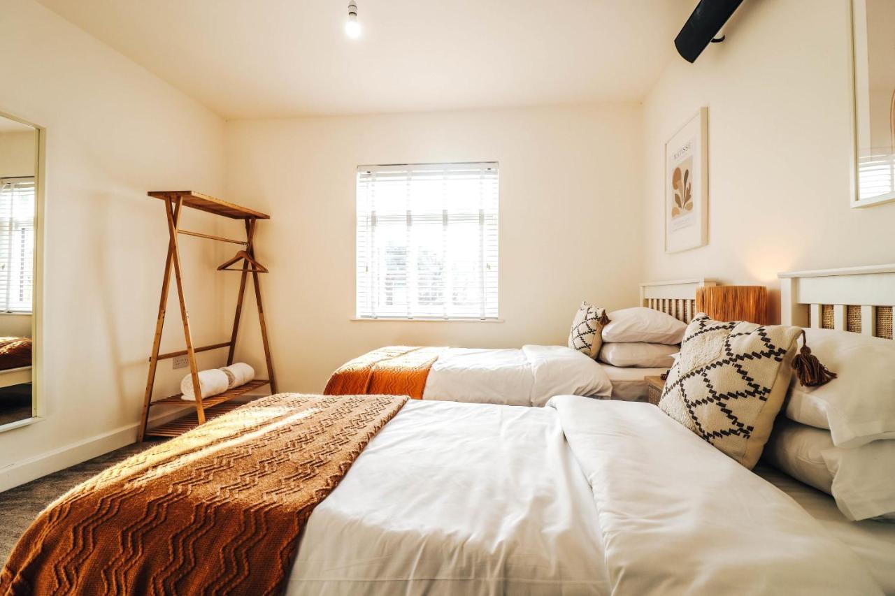 Principality View Apartment Two, By Solace Stays Cardiff Ngoại thất bức ảnh
