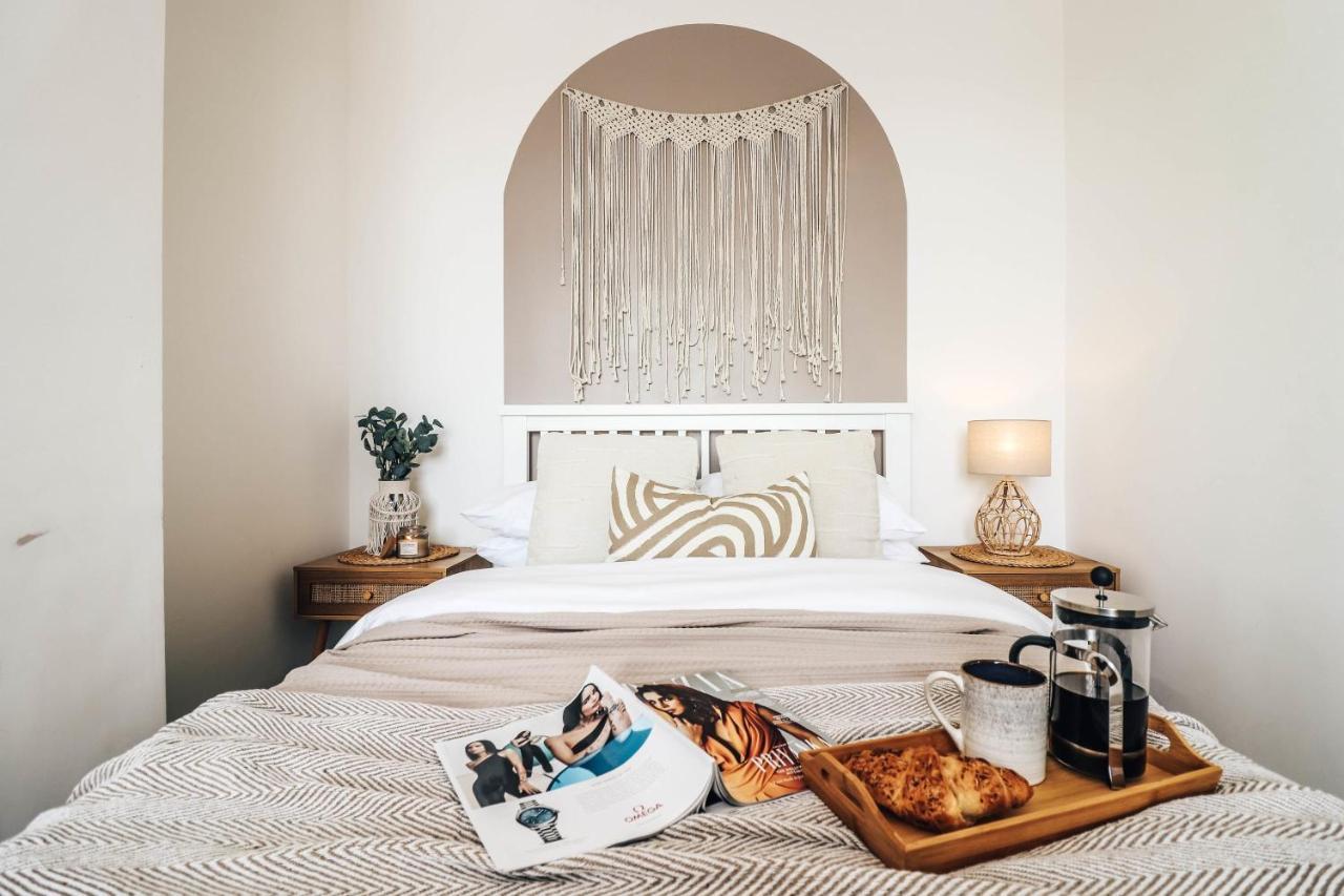 Principality View Apartment Two, By Solace Stays Cardiff Ngoại thất bức ảnh